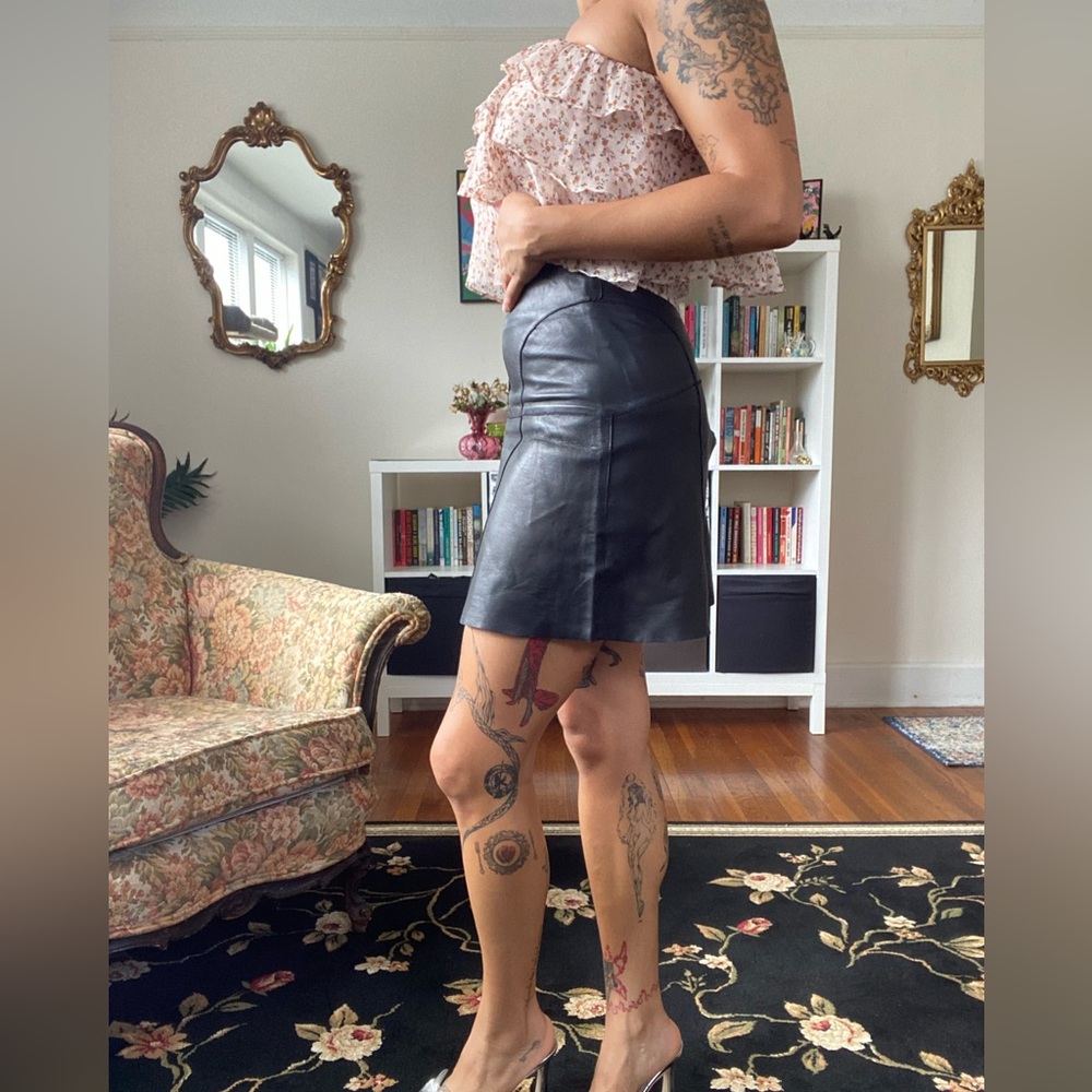 Reiss Lamb Leather Mini Skirt - Picture 2 of 6